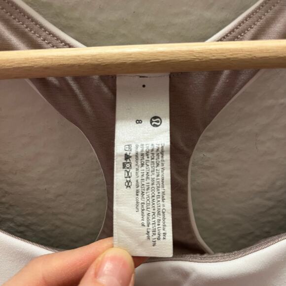 lululemon Wunder Train Bra Size 8 Medium Support C/D Cup White Fitness Yoga - Picture 7 of 7